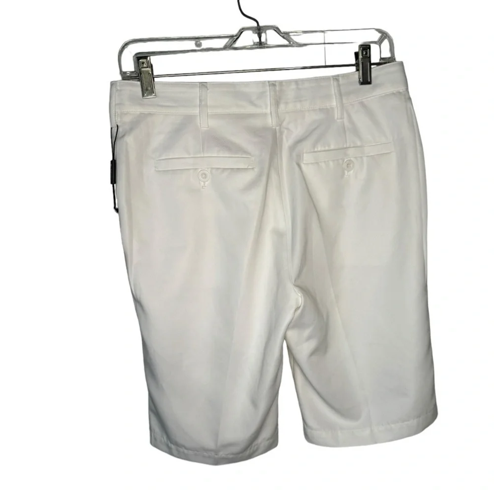 Bugatchi White Flat Front Shorts Size 30 Style # LX62000B425 NWT‎
